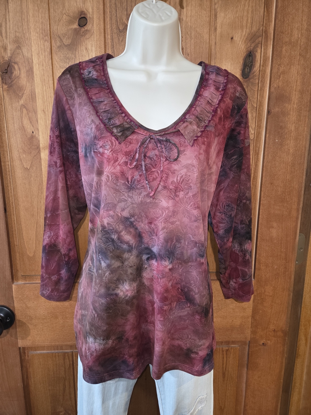 Sag Harbor Ruffle V-Neck Tunic in Wine Multi‎